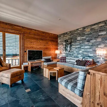 Le Cervin Rouge * كرانز مونتانا