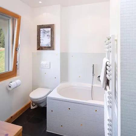 Le Cervin Rouge كرانز مونتانا